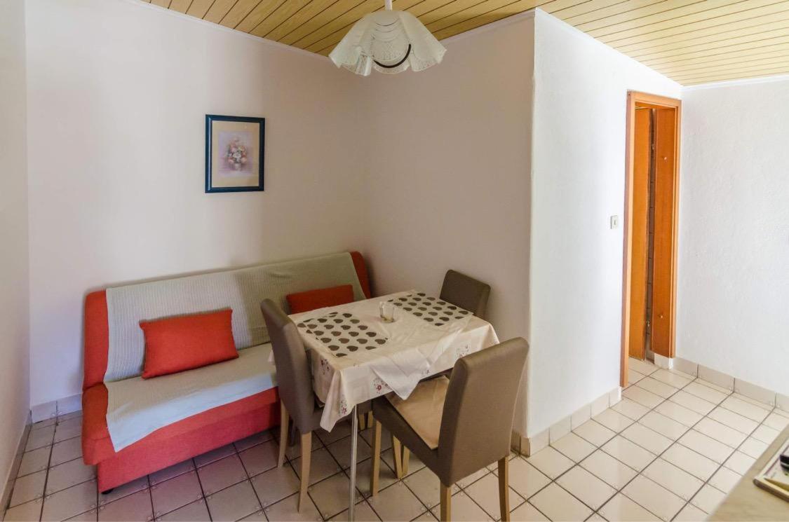 Apartament A & L Sabic *